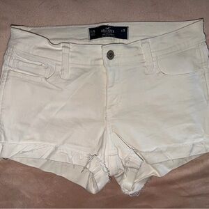 Hollister Women's Cream Jean Shorts